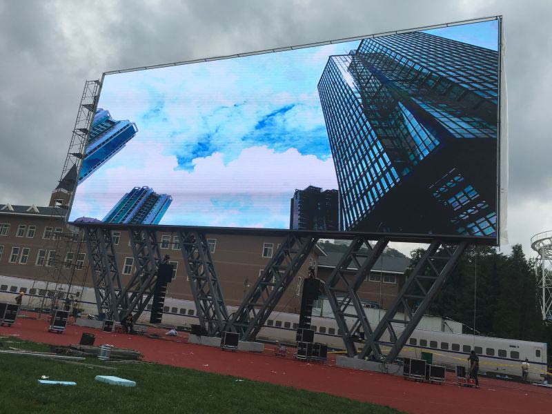 P6.67 outdoor led screen (1)